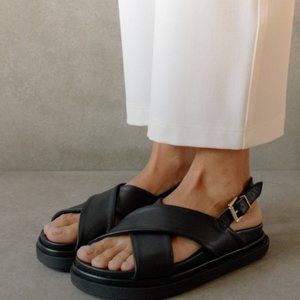 Alohas Marshmallow - Total Black Leather Sandals EU 38 (7.5 US)